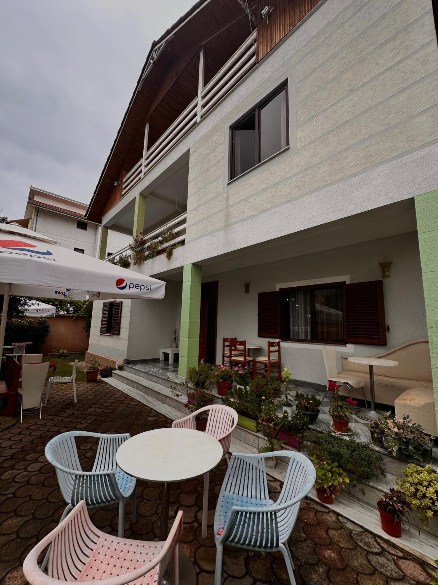 Grand House Appartement Tirana